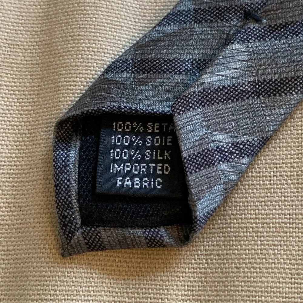 Tongue Tied Tom McLellon Mens 100% Silk Striped Neck Tie Greenwich Village NYC‎